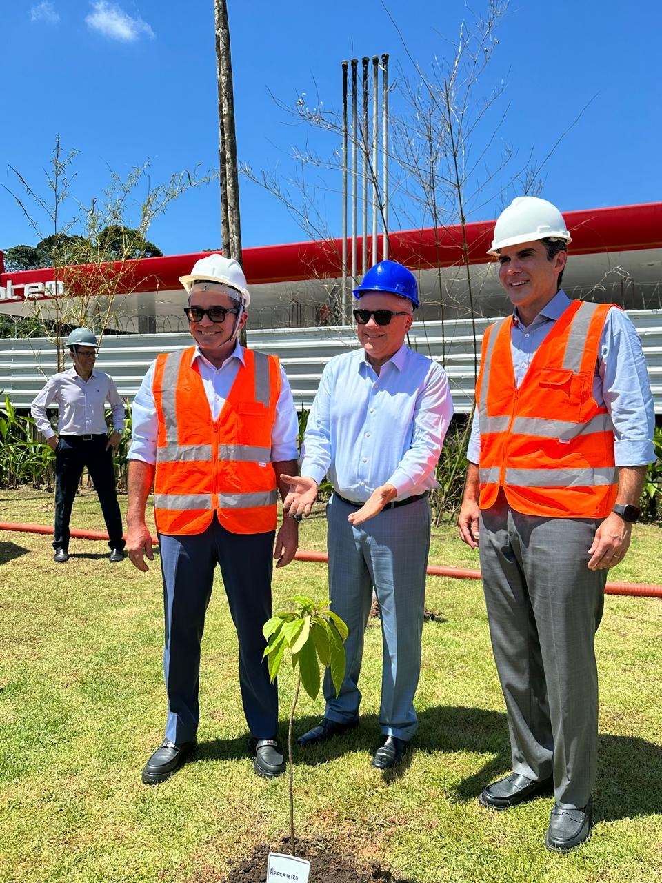 Capa da notícia: "President of TCU visits COP30 venue in Belém"