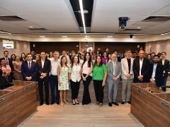 Capa da notícia: "Tribunal promove capacitação sobre contratações públicas e prestação de contas para gestores municipais"