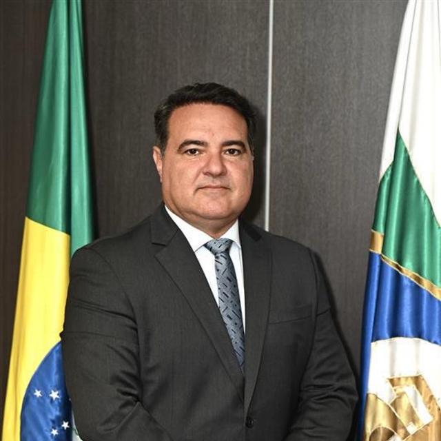 ministroJorgeOliveira.jpg