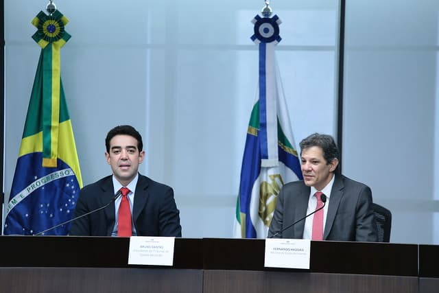 Encontro do presidente do Tribunal de Contas da União (TCU), ministro Bruno Dantas, com o ministro da Fazenda, Fernando Haddad - 04/04/2023