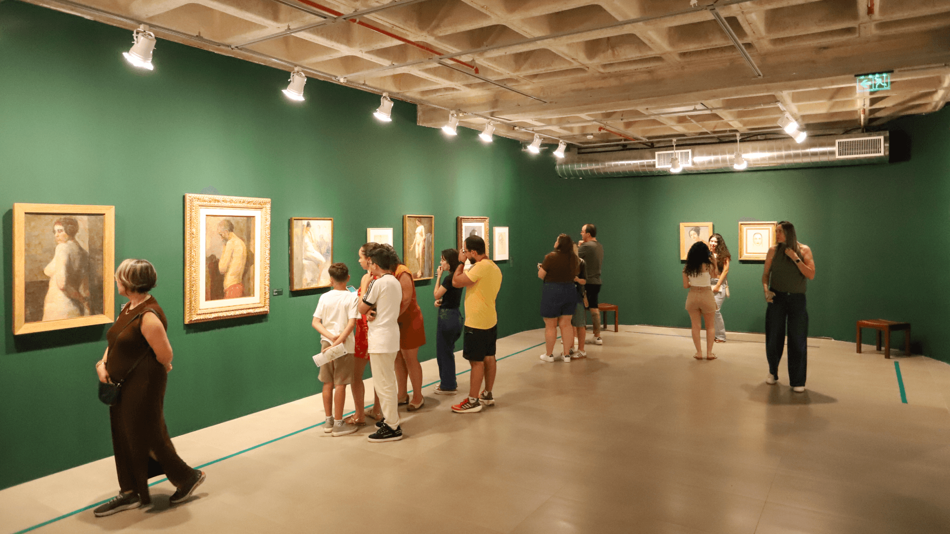 imagem ampla da exposição