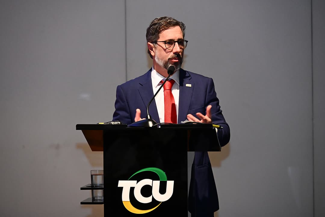 Vinícius Marques de Carvalho