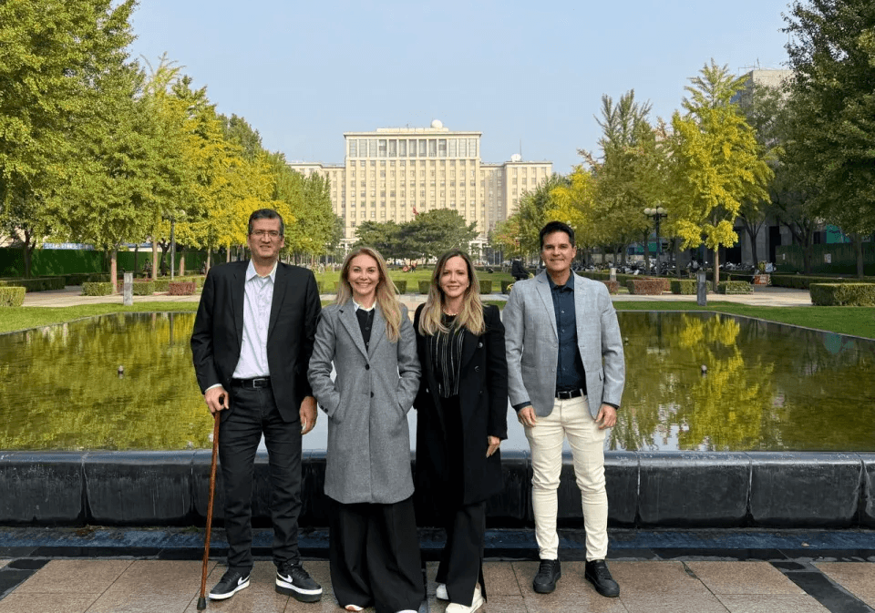 Digital and Sustainable Leadership Academy Program at the renowned Tsinghua University
