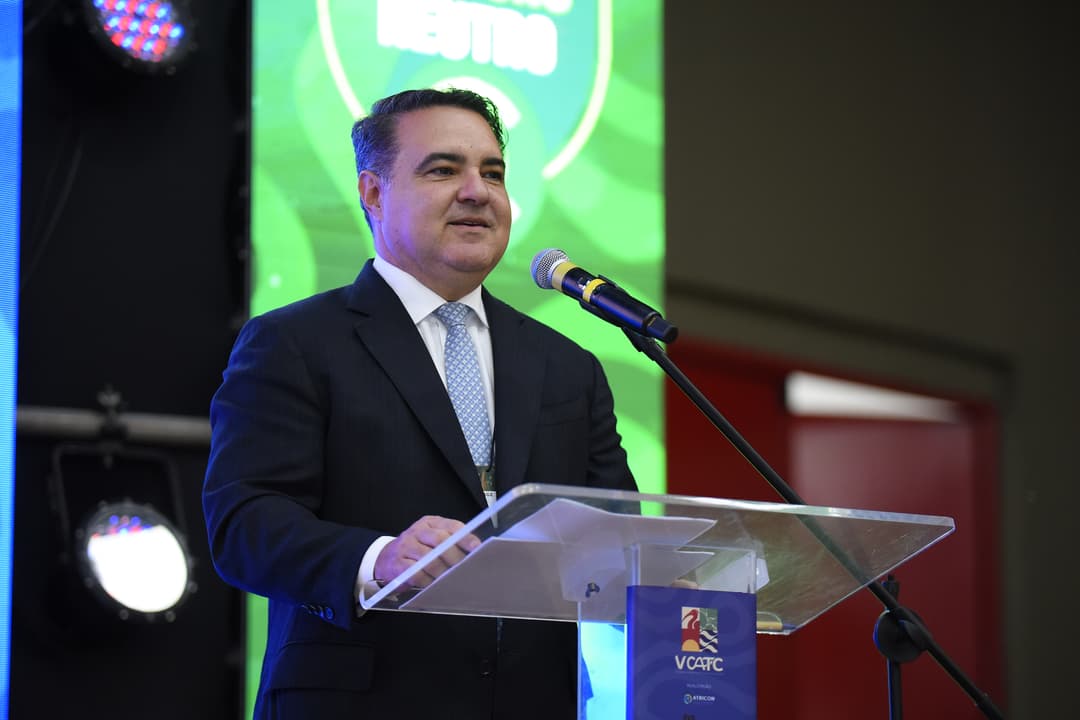 jorge oliveira