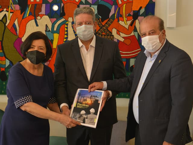 foto 240x180_destaquefoto_VV.jpg