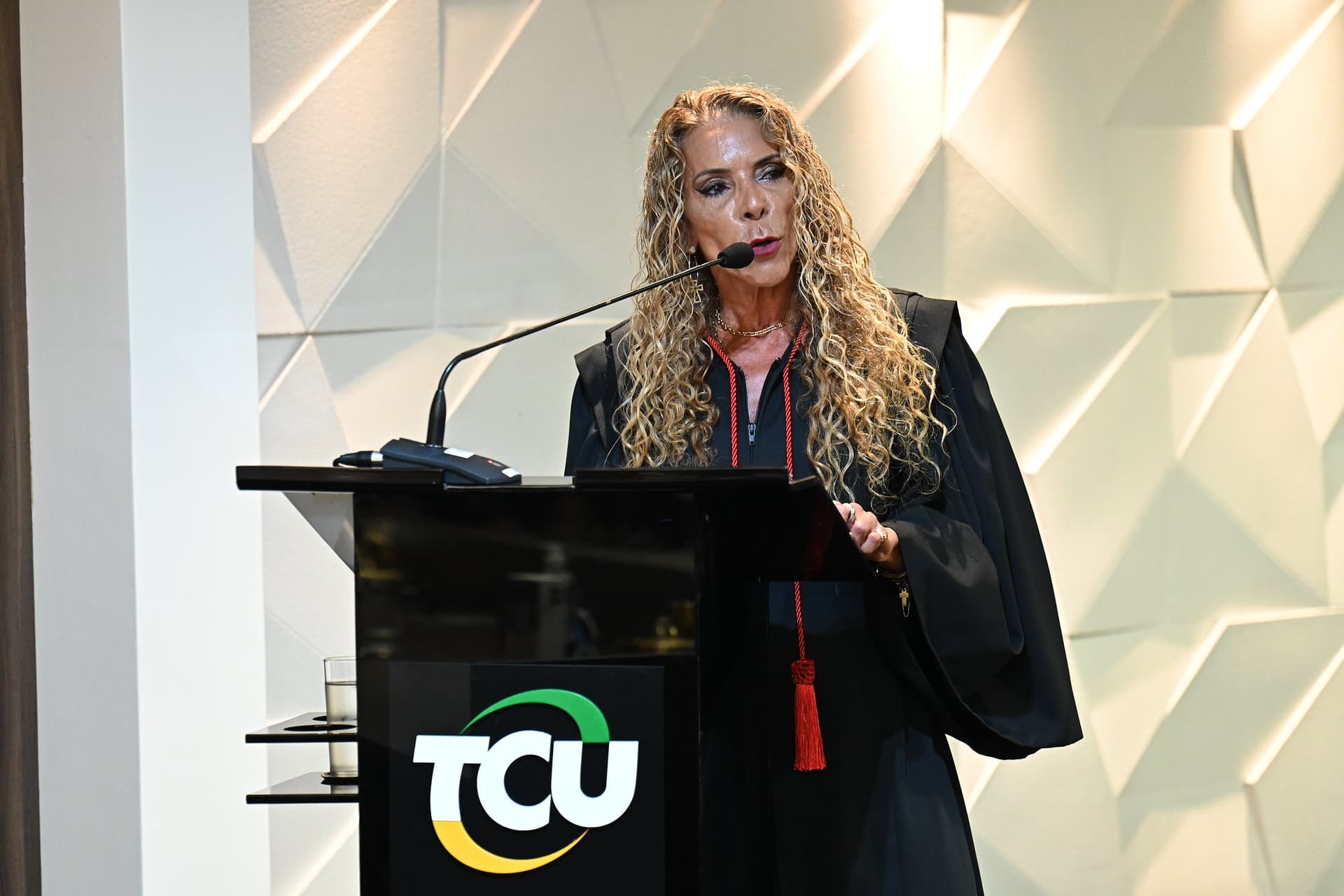 procuradora cristina